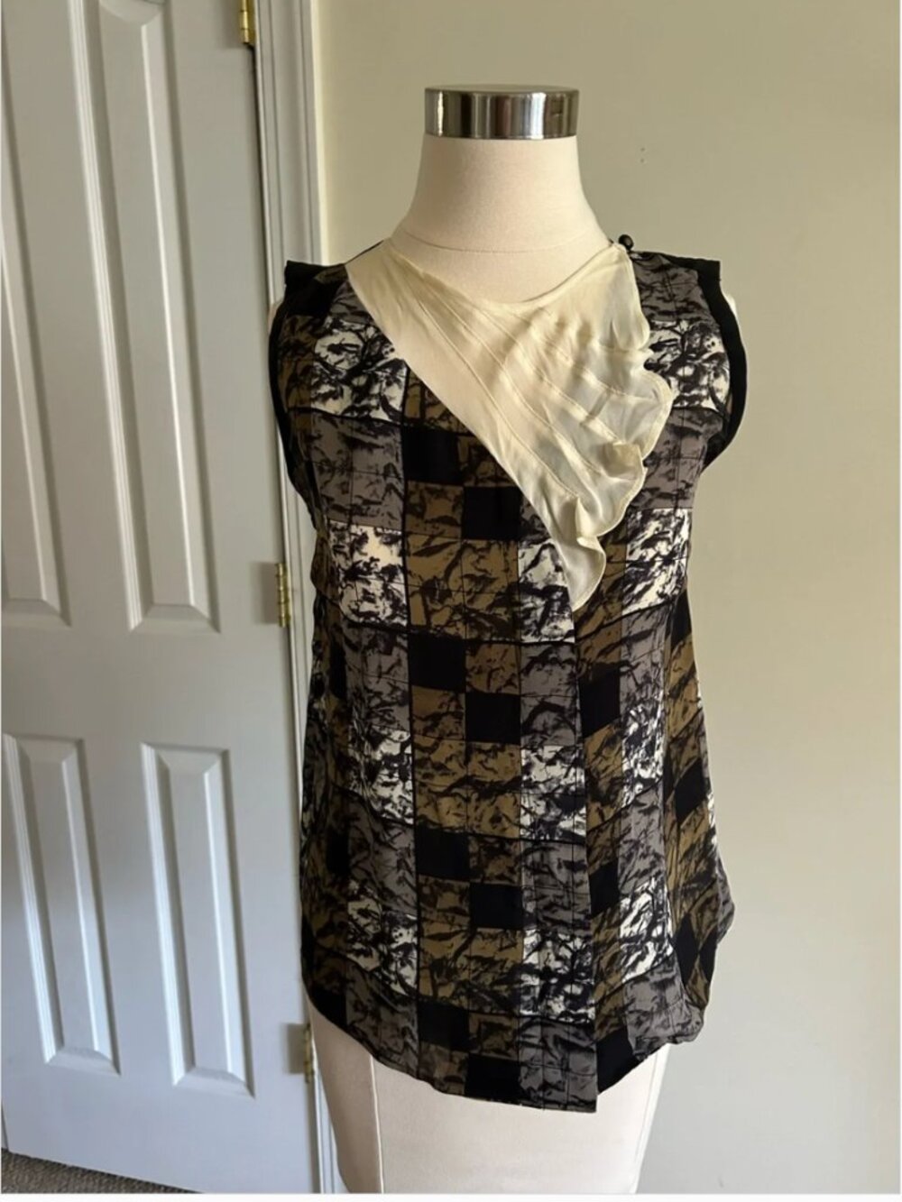 Mayle Silk Sleeveless blouse size 4